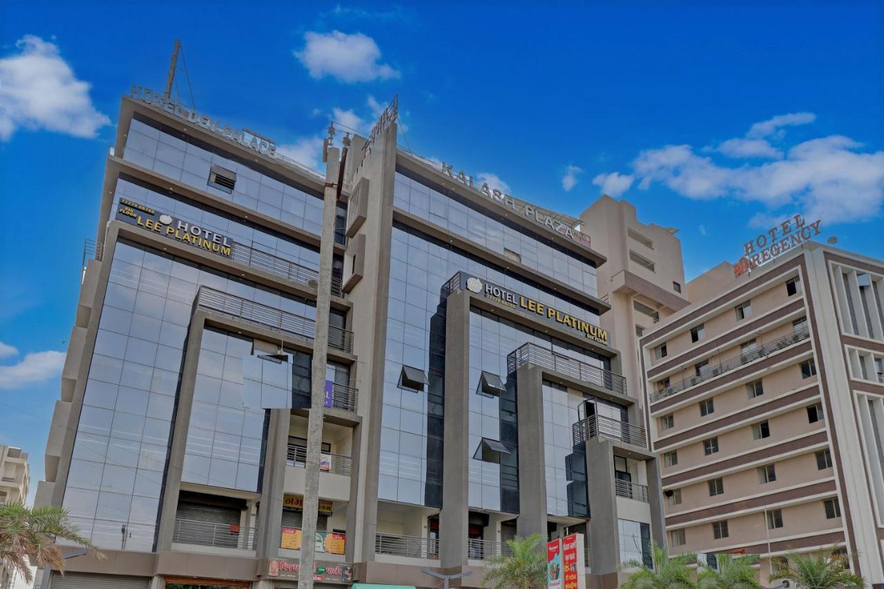 אחמדאבאד Hotel Lee Platinum מראה חיצוני תמונה