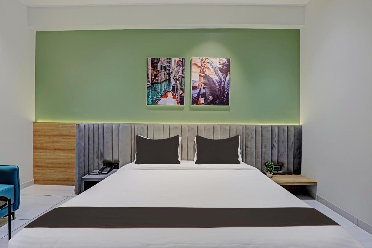 אחמדאבאד Hotel Lee Platinum מראה חיצוני תמונה